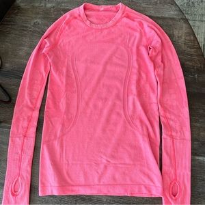 Lululemon swiftly tech running top Sz 6